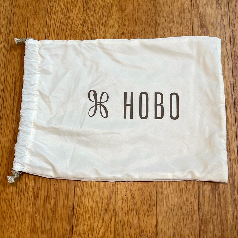 HOBO bags dust bag 12”x8.5”. Cream with tan accents